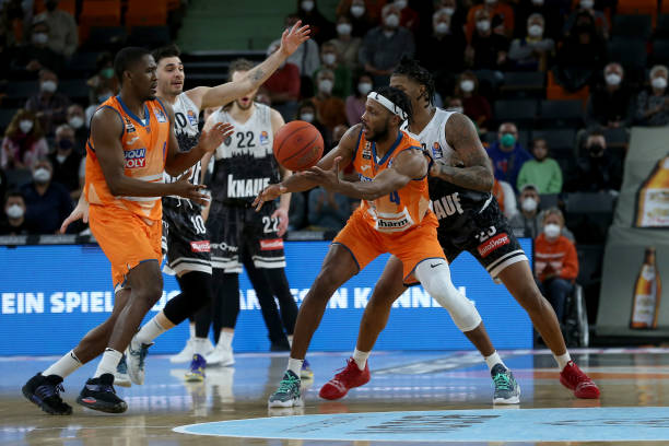 主教练有可 主教练有可