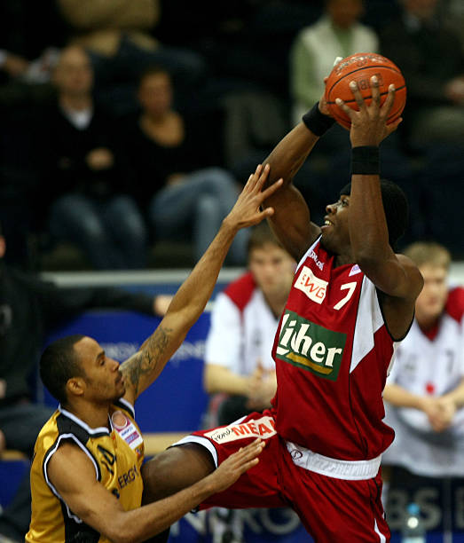 仅反映了球 仅反映了球